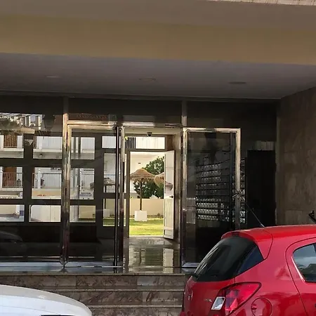 Totalmente Reformado Con Piscina Y Jardines Al Lado De La Playa De La Carihuela