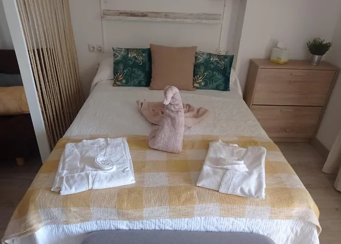 Totalmente Reformado Con Piscina Y Jardines Al Lado De La Playa De La Carihuela Апартаменты Торремолинос