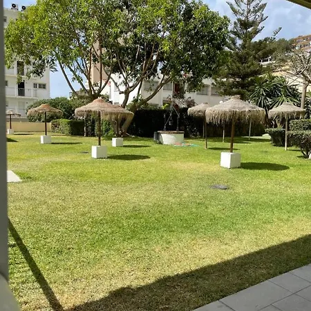 アパート Totalmente Reformado Con Piscina Y Jardines Al Lado De La Playa De La Carihuela