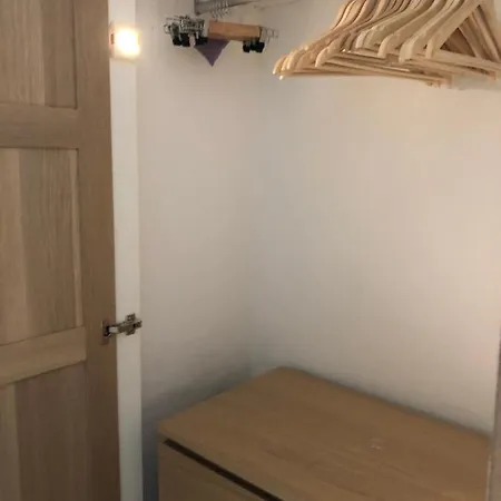 Totalmente Reformado Con Piscina Y Jardines Al Lado De La Playa De La Carihuela * トレモリノス