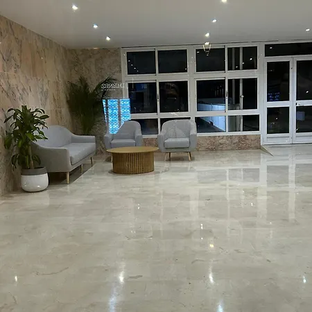 Totalmente Reformado Con Piscina Y Jardines Al Lado De La Playa De La Carihuela Lejlighed Torremolinos